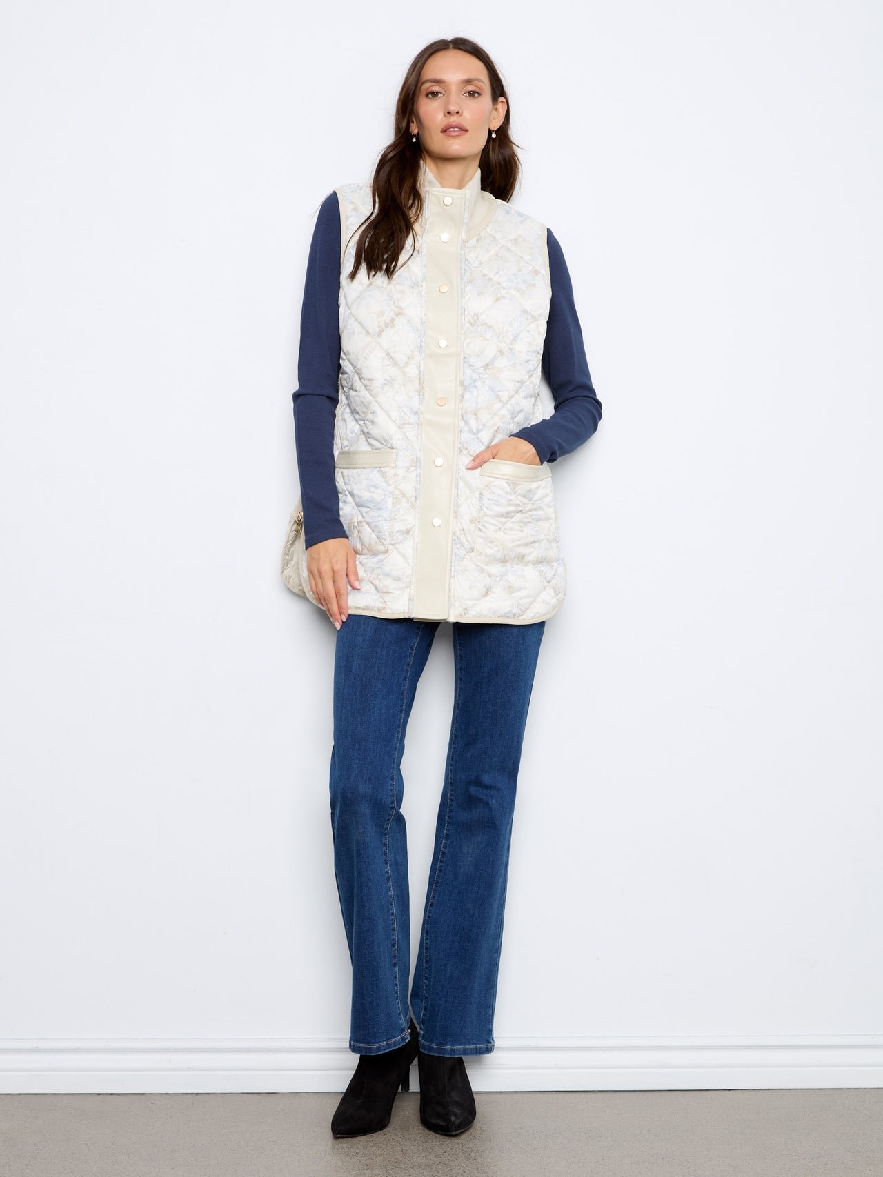 Charlie B Irridescent Vest image 2