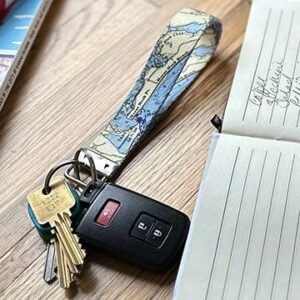 Key Chain Wristlet Style image 1