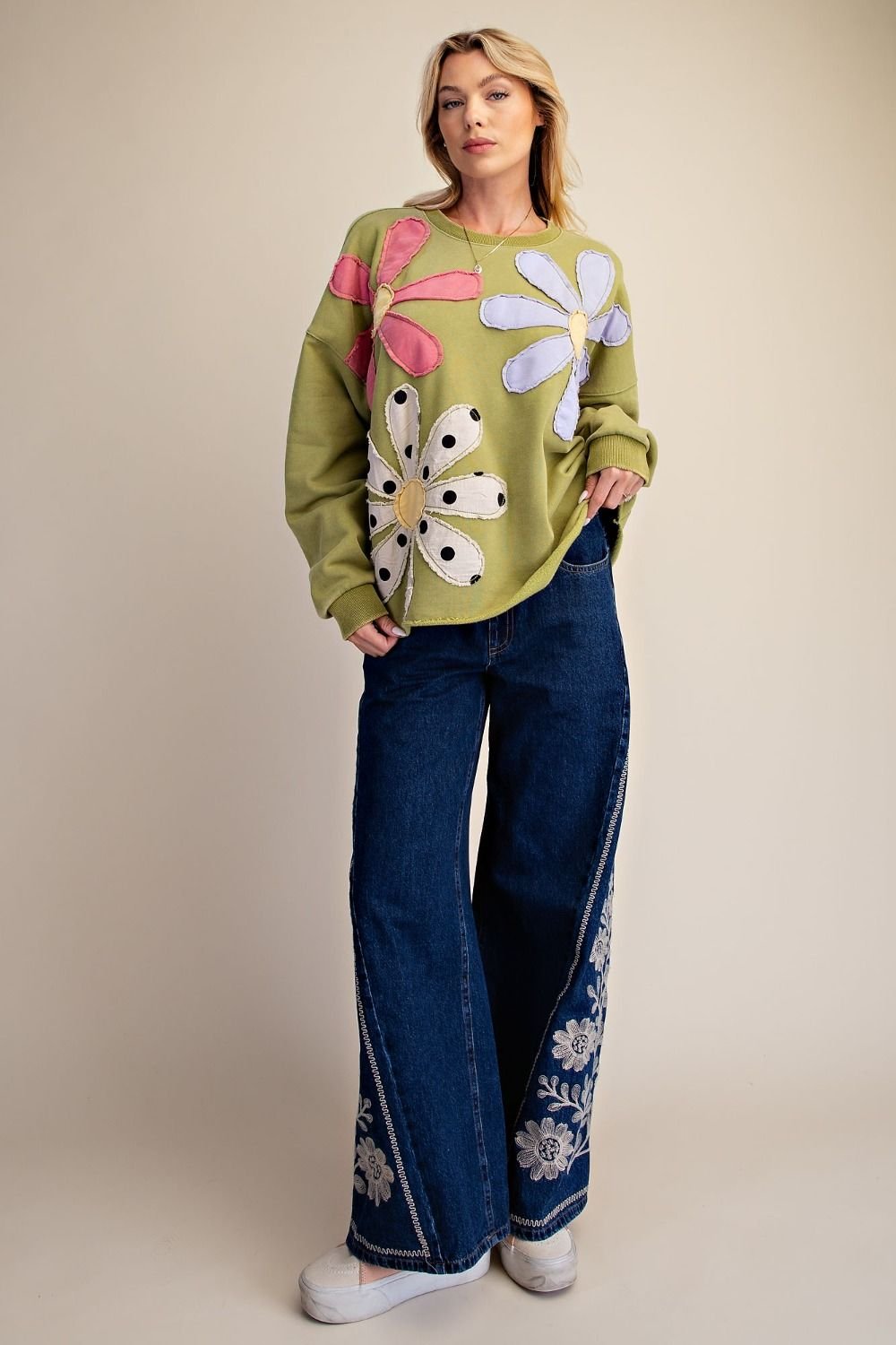 Easel Floral Pullover image 12